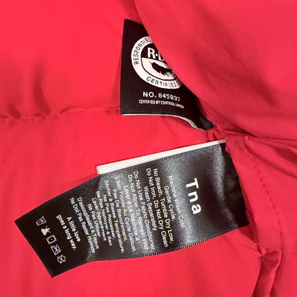 TNA Super Puff - size XS - Picture 7 of 7